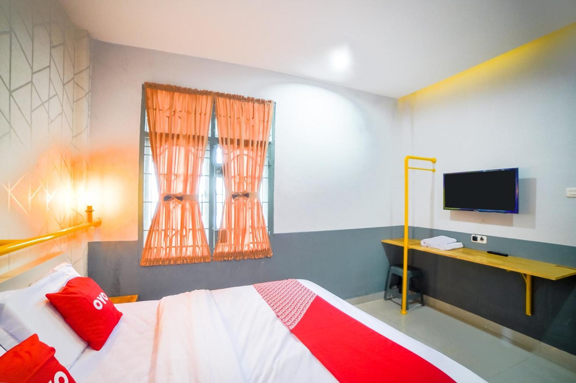 OYO 90874 Millenium Inn 2 Medan Exterior foto